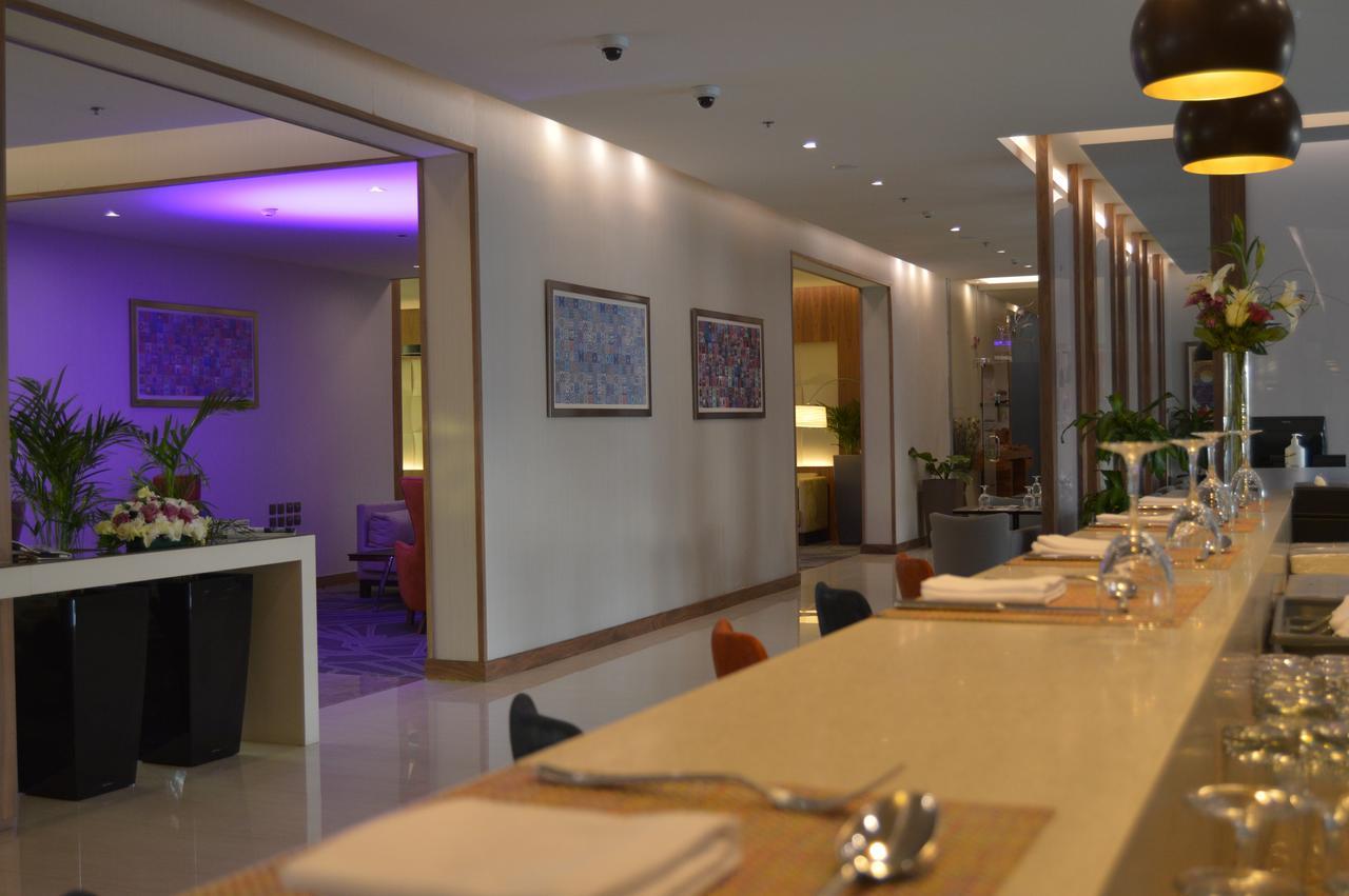 Novotel Yanbu Albahr Екстер'єр фото