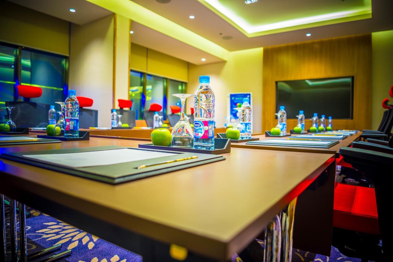 Novotel Yanbu Albahr Екстер'єр фото