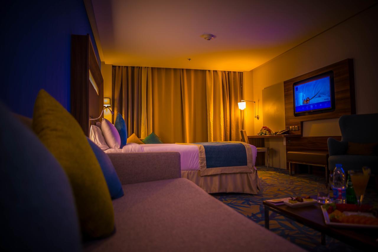 Novotel Yanbu Albahr Екстер'єр фото