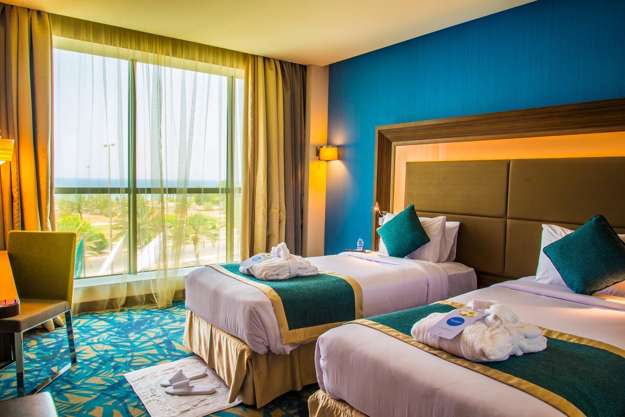 Novotel Yanbu Albahr Екстер'єр фото