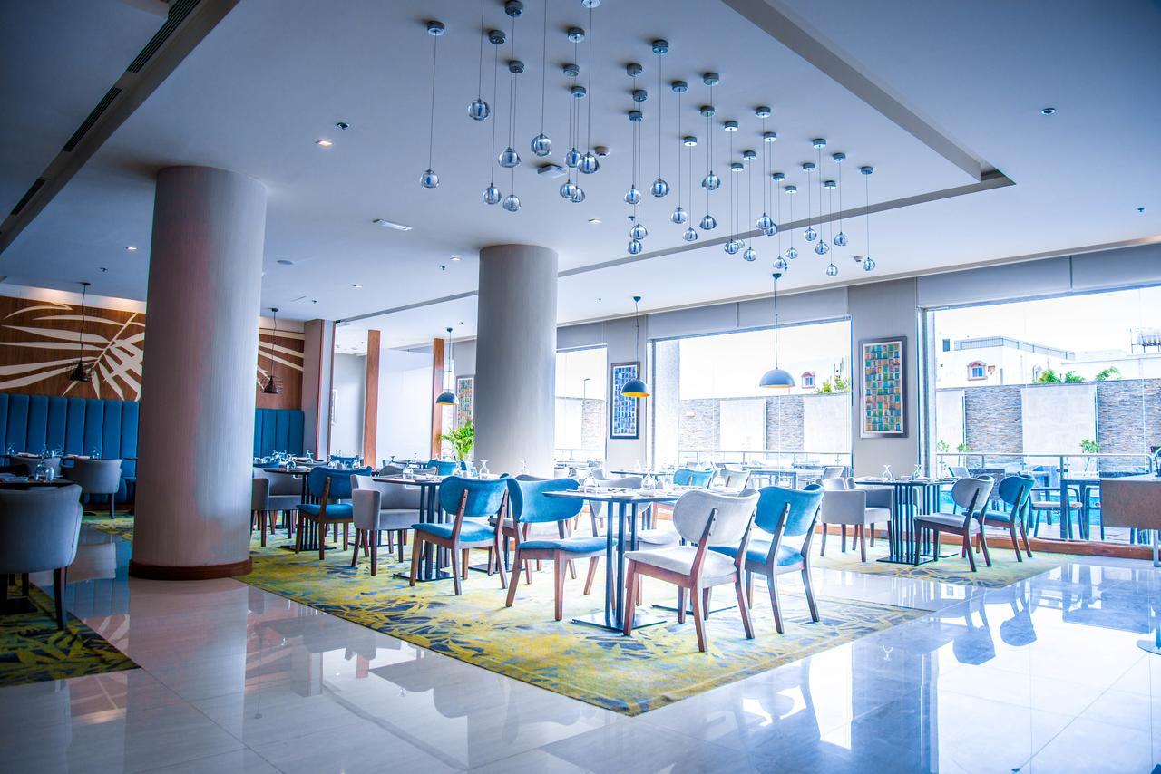 Novotel Yanbu Albahr Екстер'єр фото