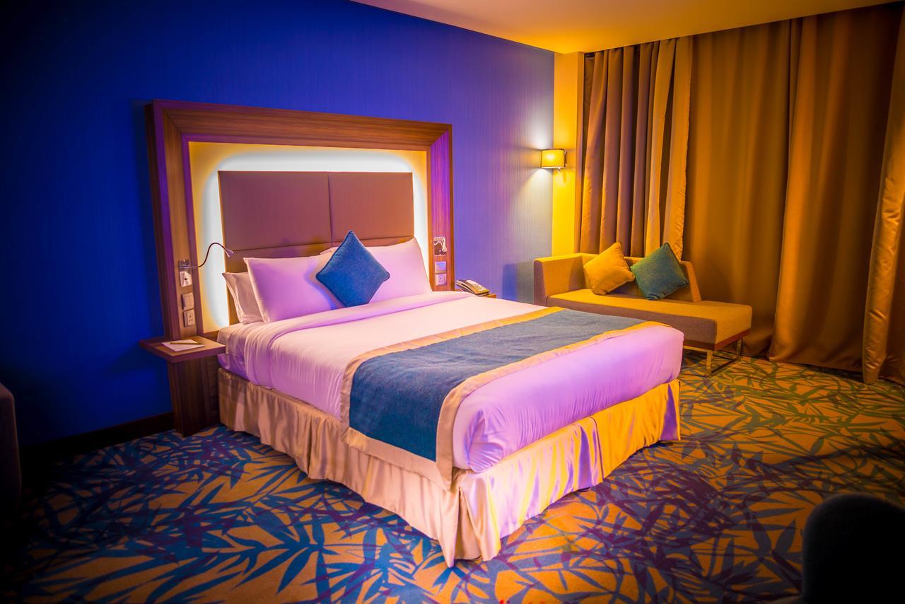 Novotel Yanbu Albahr Екстер'єр фото