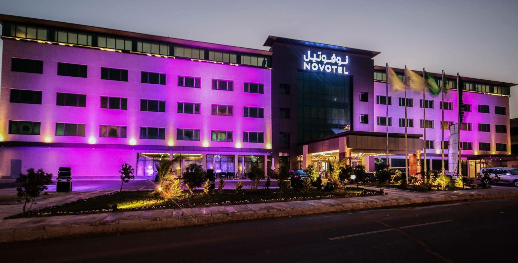 Novotel Yanbu Albahr Екстер'єр фото